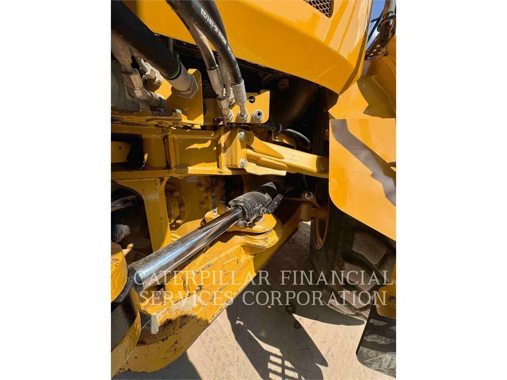 CAT 725-04 Dumpers articolati