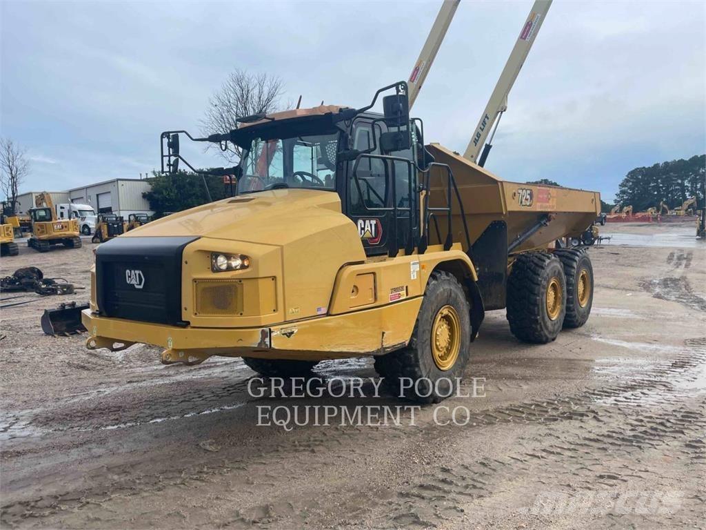 CAT 72504 Dumpers articolati