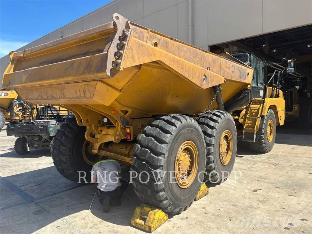 CAT 725TG Dumpers articolati