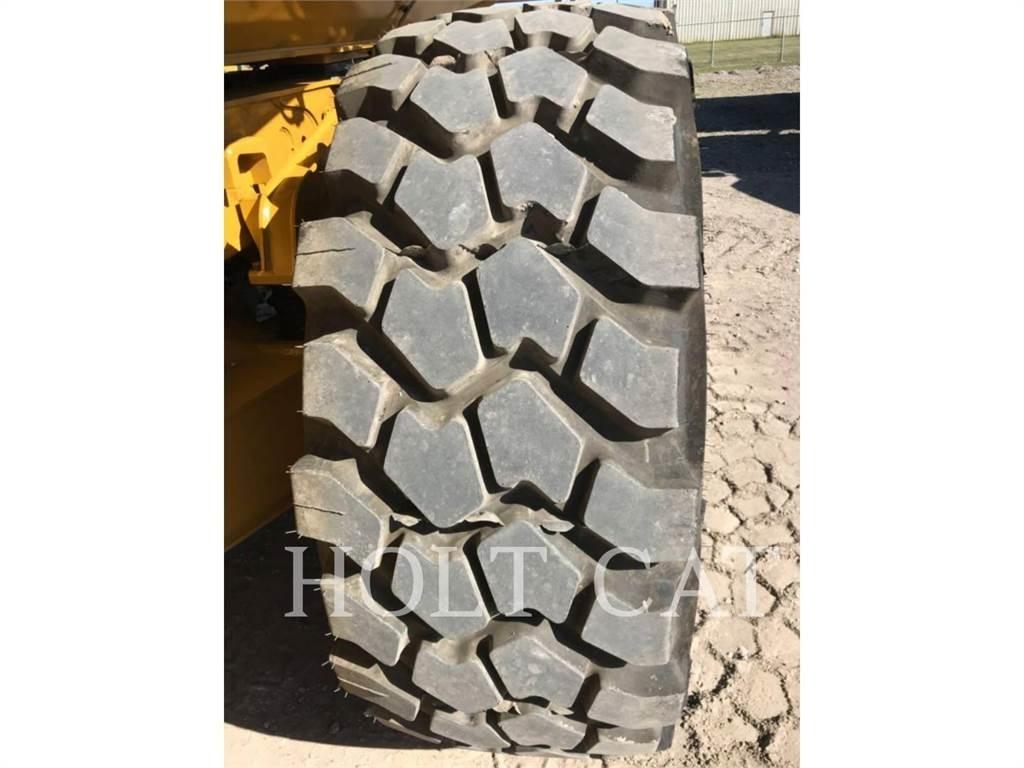 CAT 730 Dumpers articolati