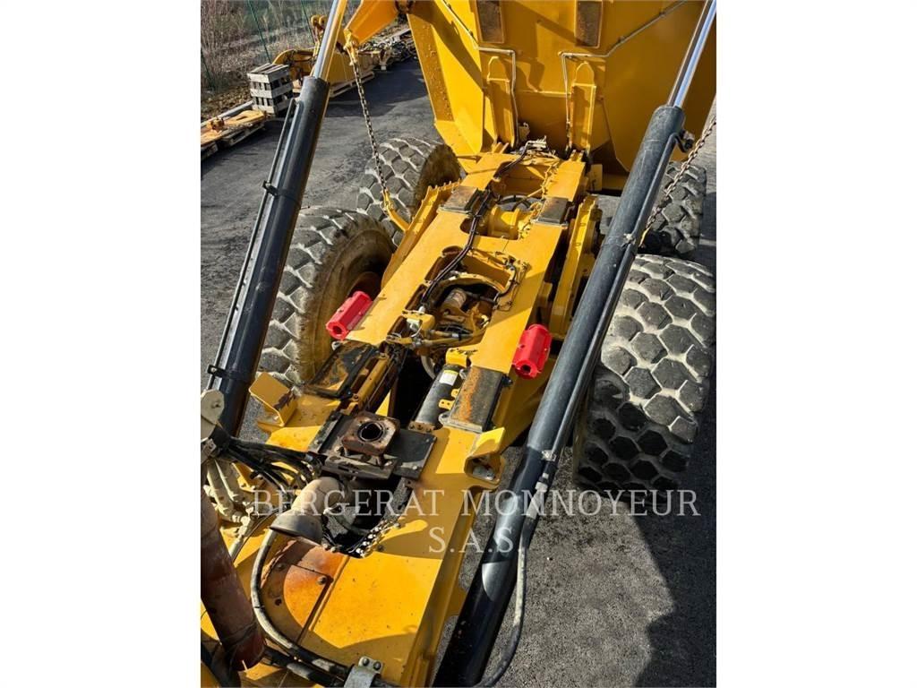 CAT 730 Dumpers articolati