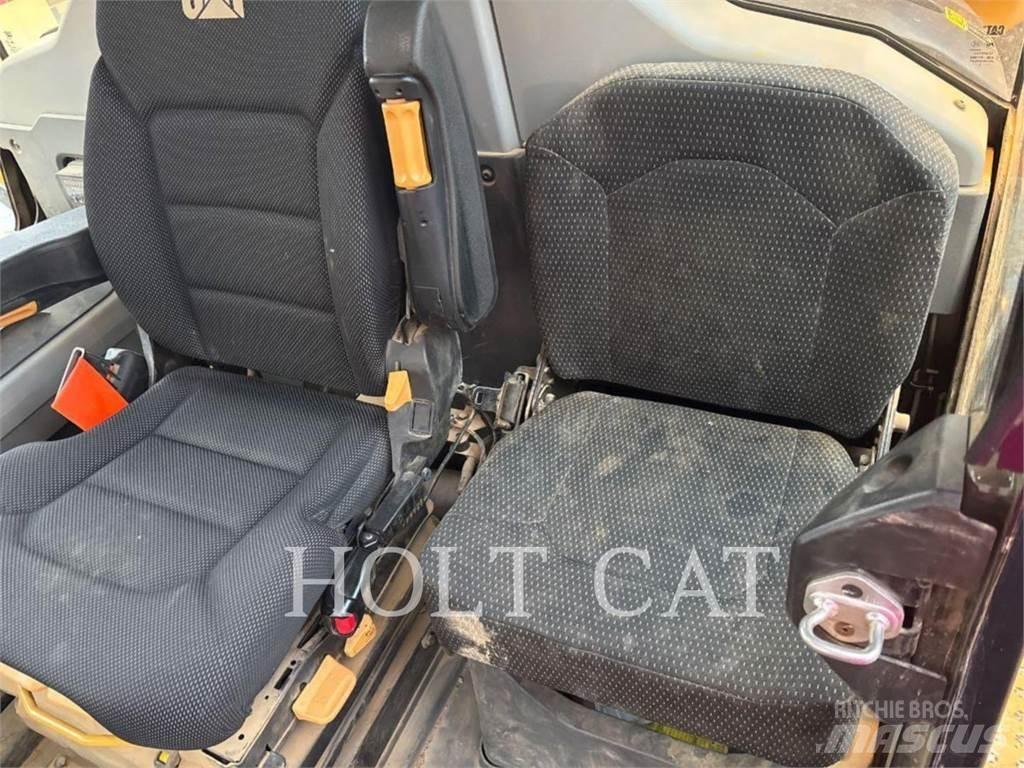 CAT 730 Dumpers articolati