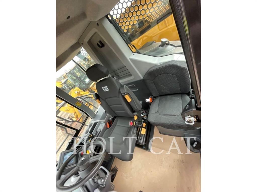 CAT 730 Dumpers articolati
