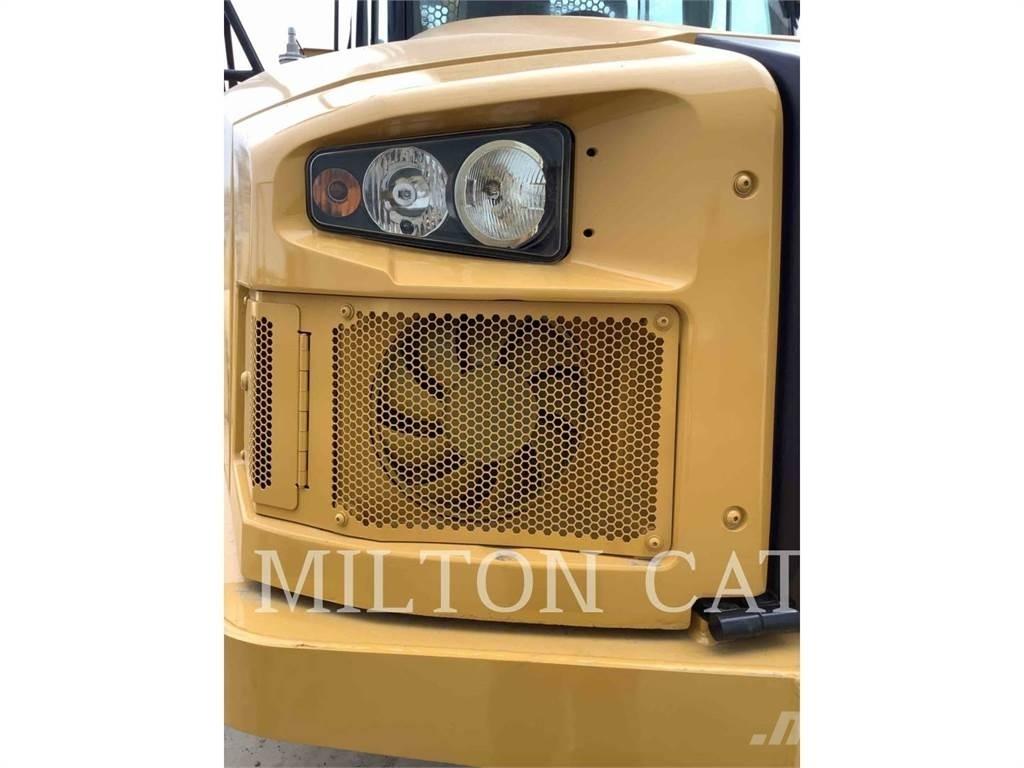 CAT 730 Dumpers articolati