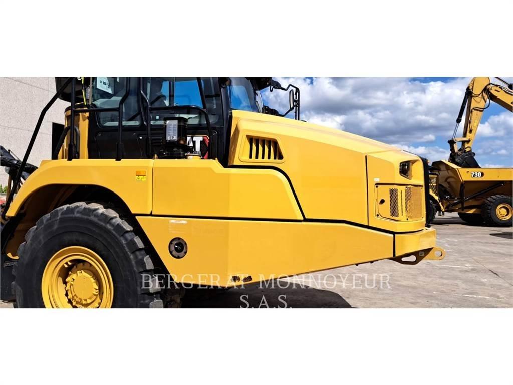 CAT 730 Dumpers articolati