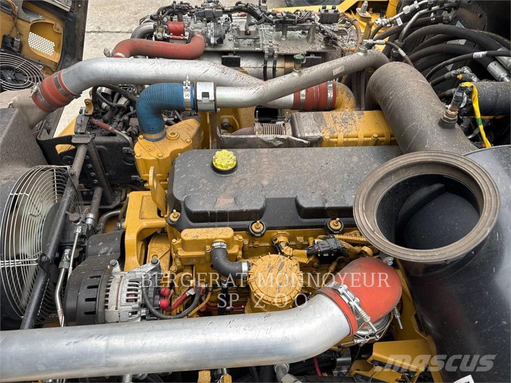 CAT 730 Dumpers articolati