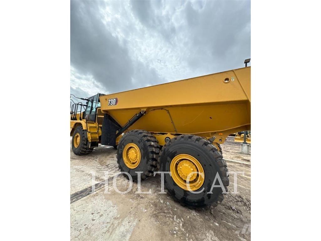 CAT 730 Dumpers articolati