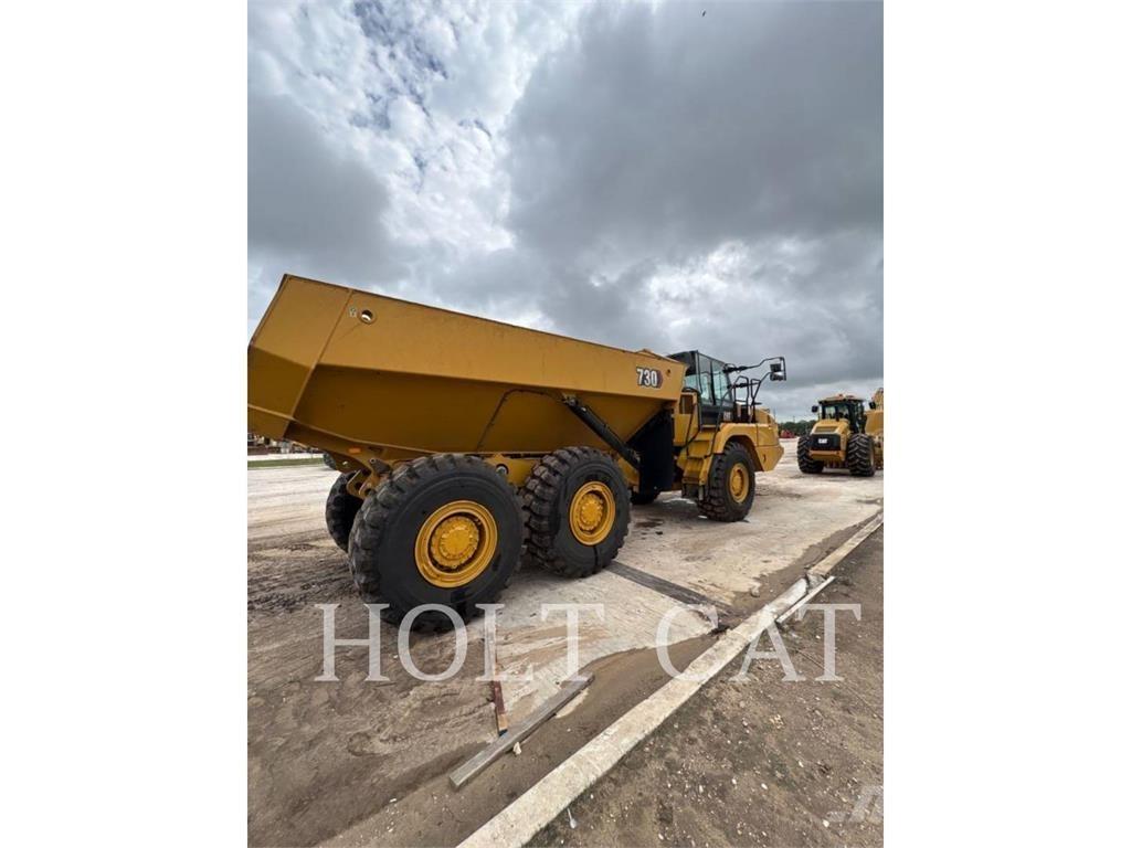 CAT 730 Dumpers articolati