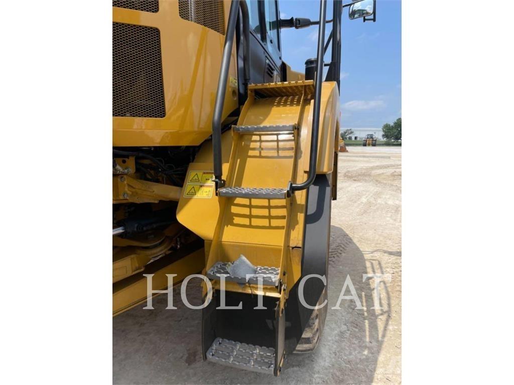 CAT 730 Dumpers articolati
