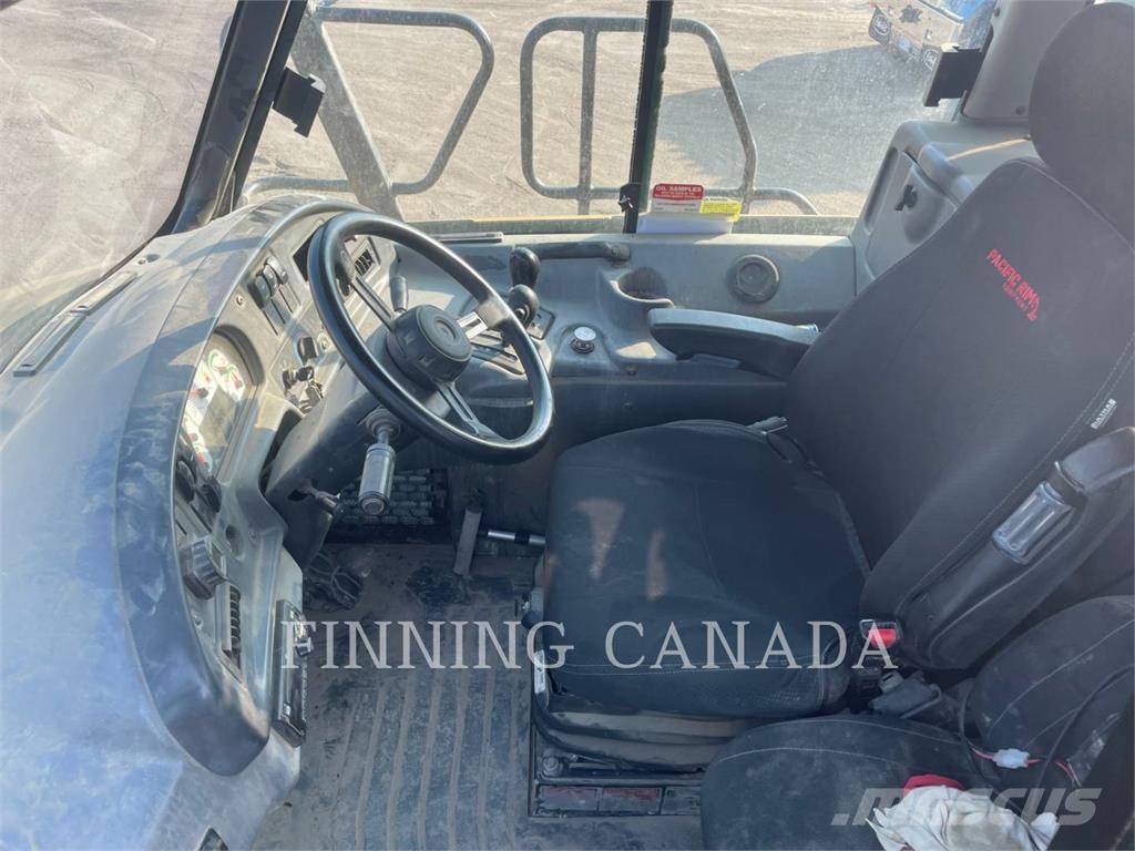 CAT 730 Dumpers articolati