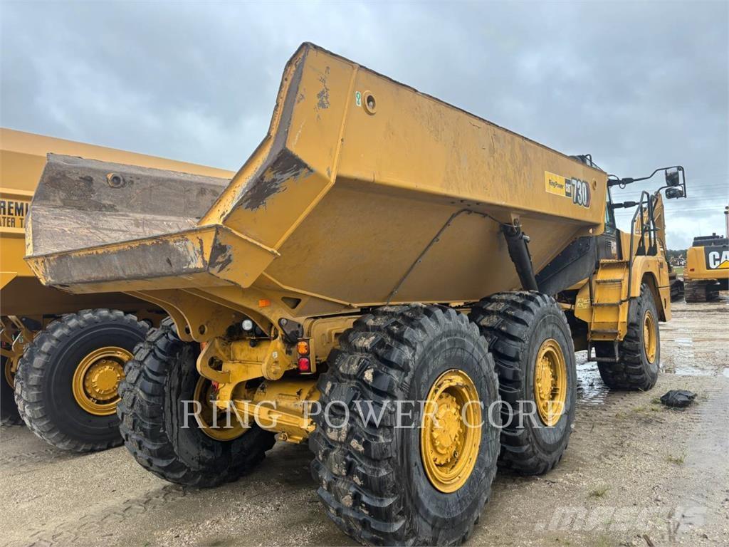CAT 730 Dumpers articolati