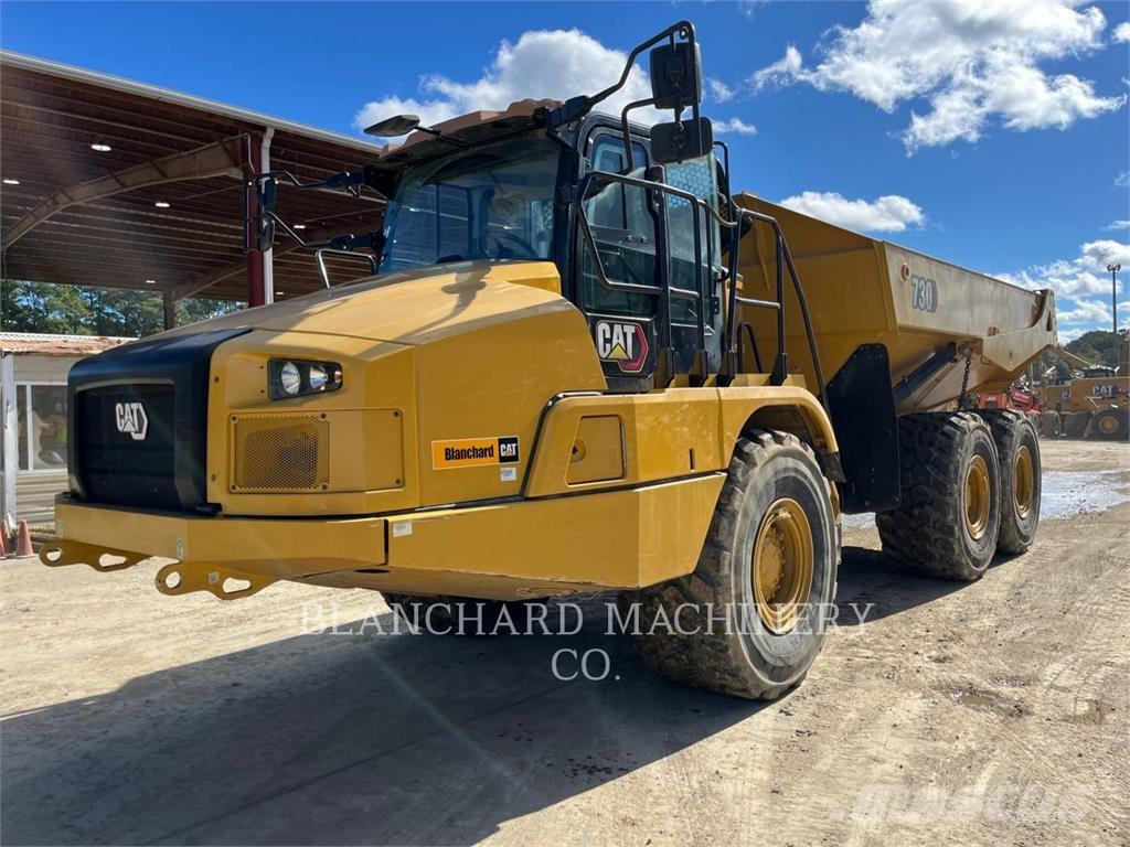 CAT 730 Dumpers articolati