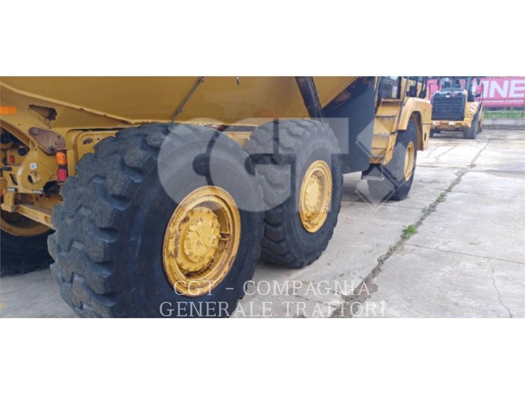 CAT 730 Dumpers articolati
