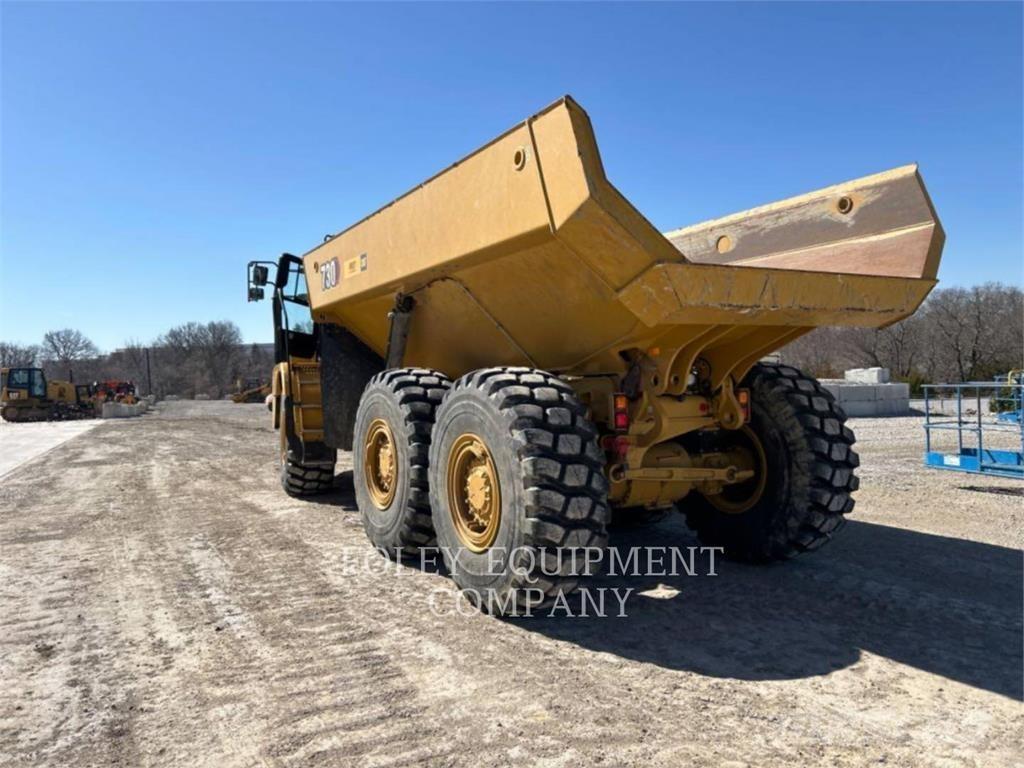 CAT 730-04 Dumpers articolati