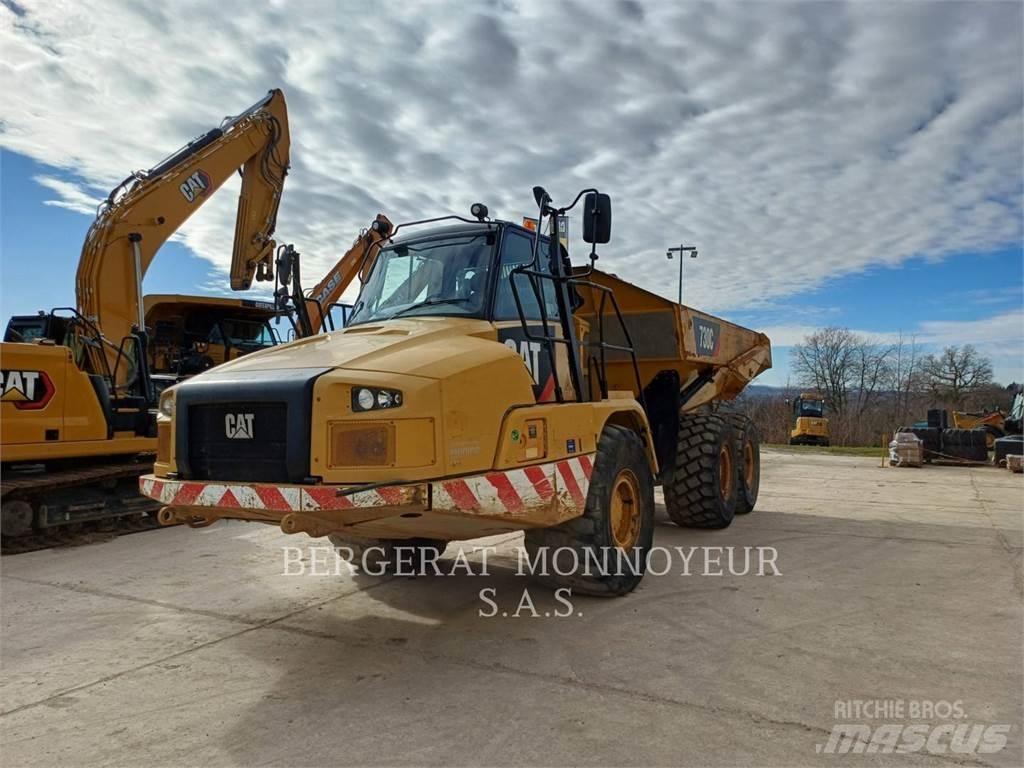 CAT 730C Dumpers articolati
