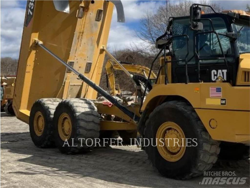 CAT 735 Dumpers articolati