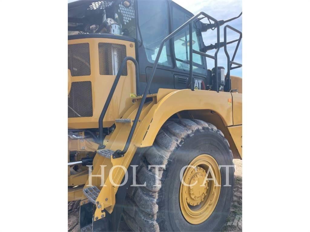 CAT 735 Dumpers articolati