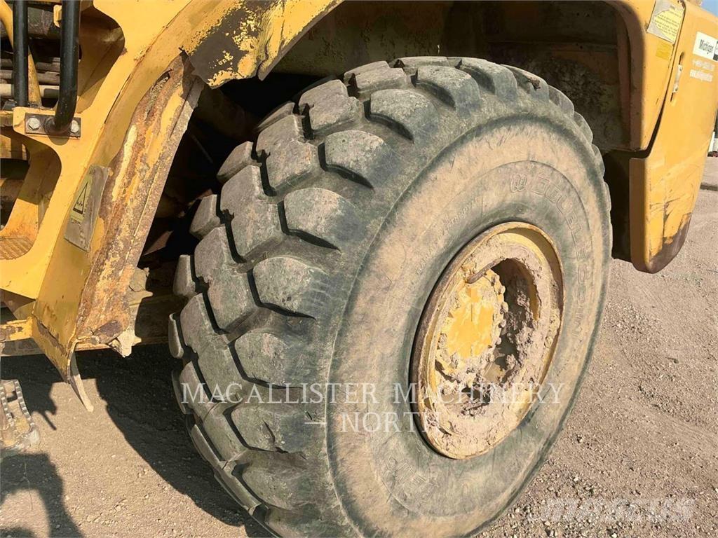 CAT 735 T (OLD) Dumpers articolati