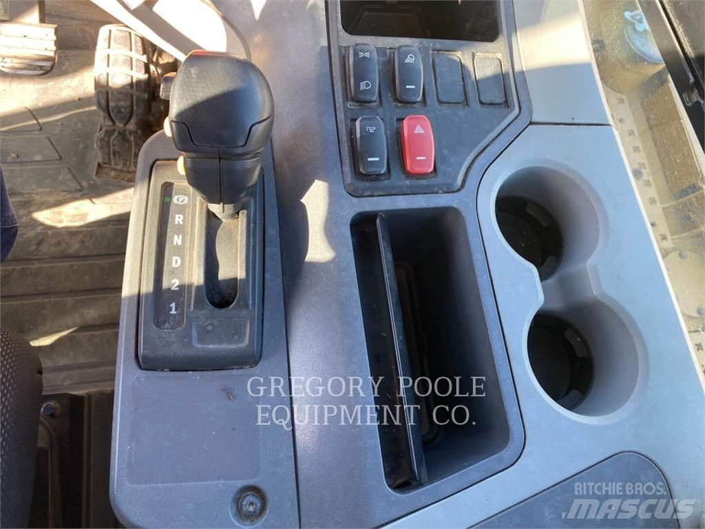 CAT 73504 Dumpers articolati