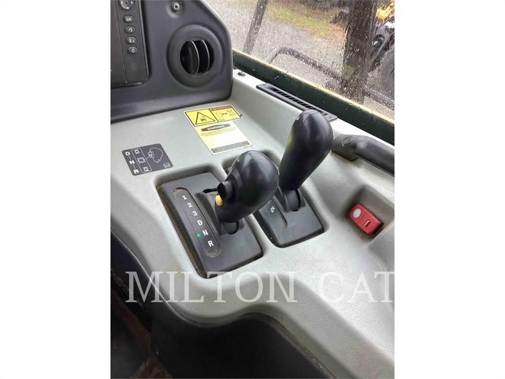 CAT 735C Dumpers articolati