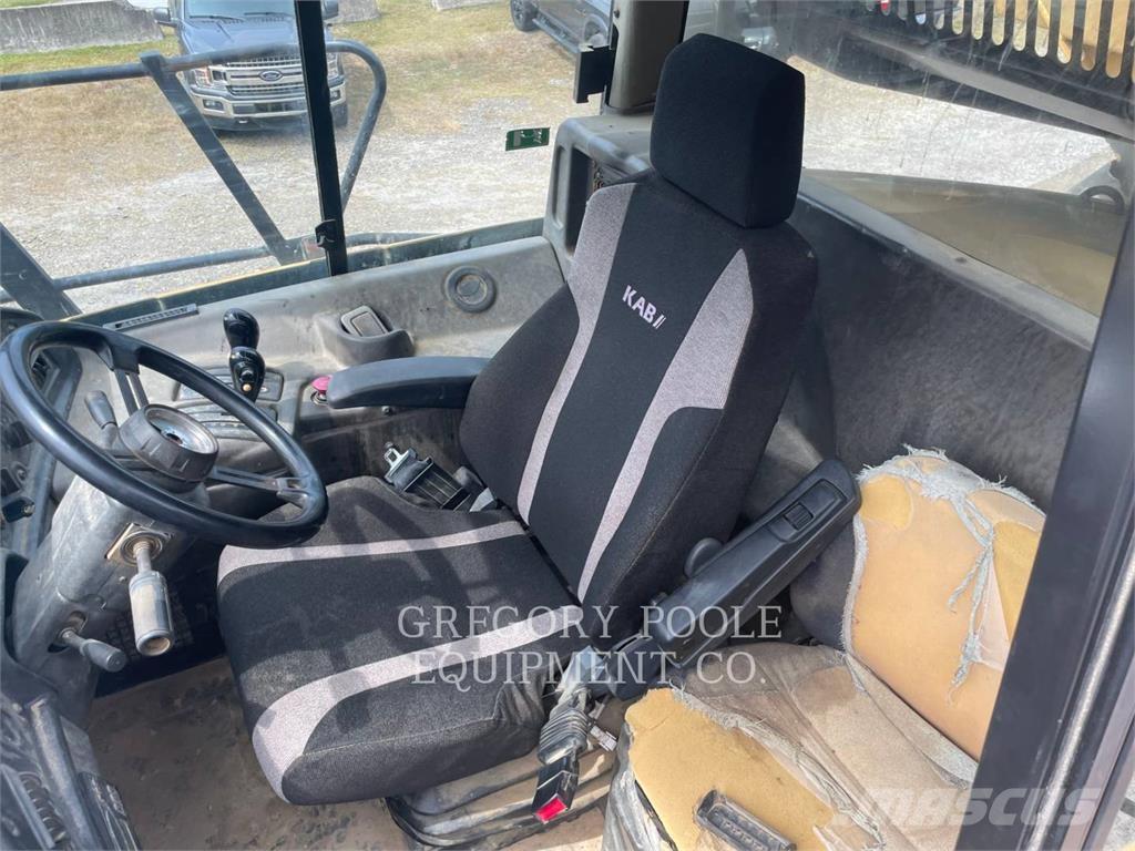 CAT 740 Dumpers articolati