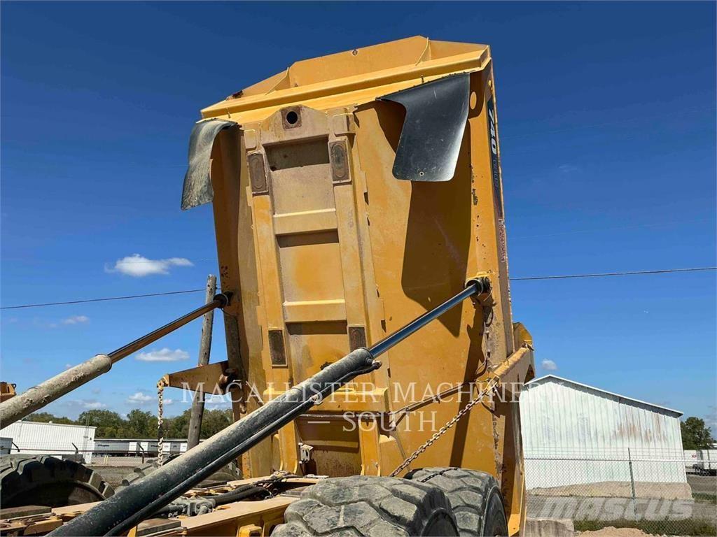 CAT 740 GC Dumpers articolati