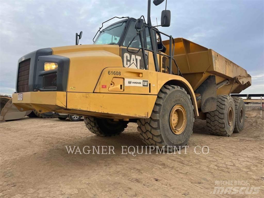 CAT 740B Dumpers articolati