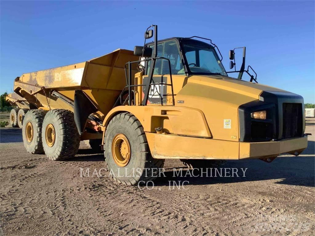 CAT 740B Dumpers articolati