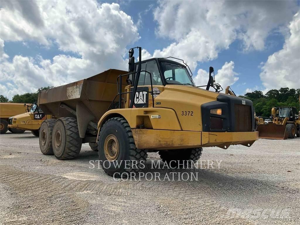 CAT 740B Dumpers articolati