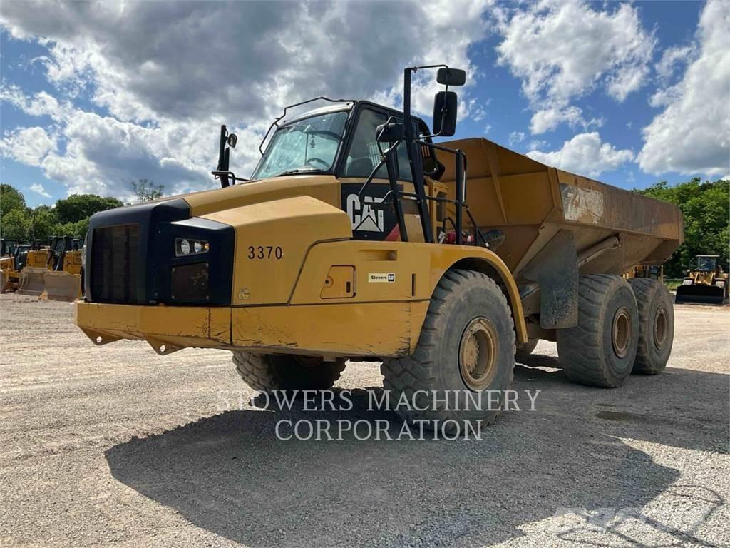 CAT 740B Dumpers articolati
