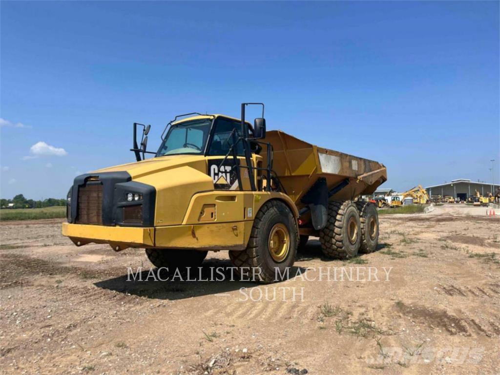 CAT 740B Dumpers articolati