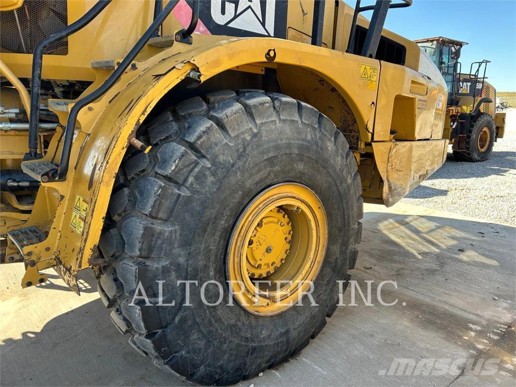 CAT 740B Dumpers articolati