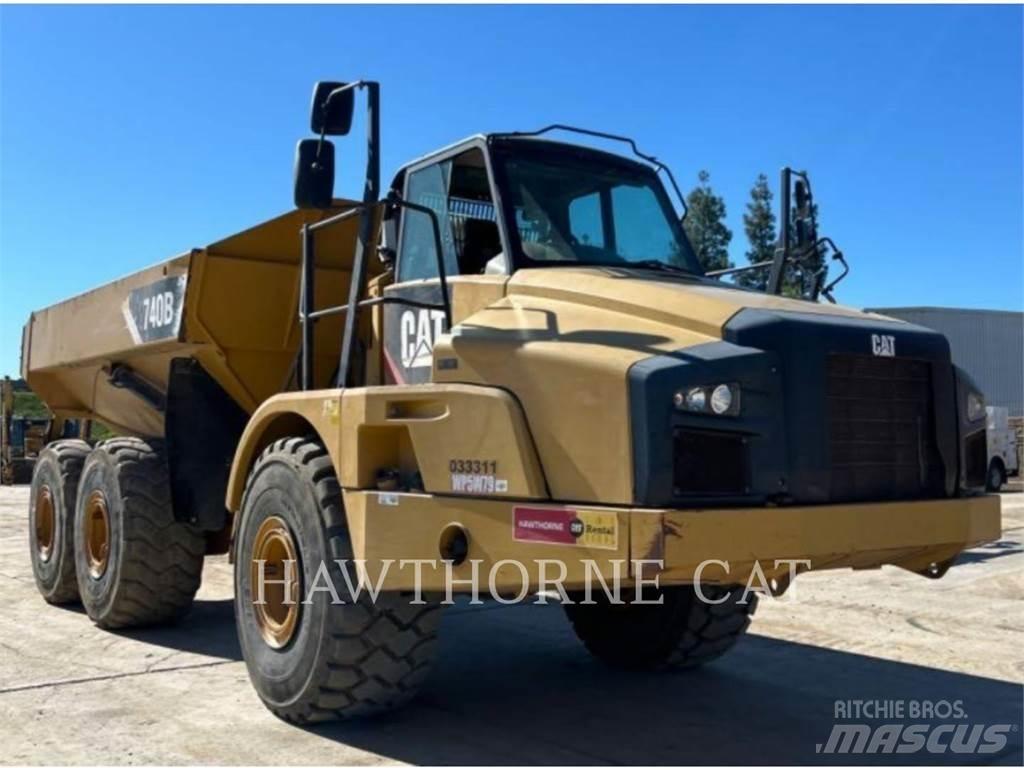 CAT 740B Dumpers articolati