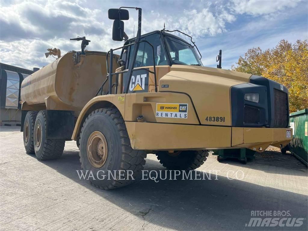 CAT 740B WT Autocisterne