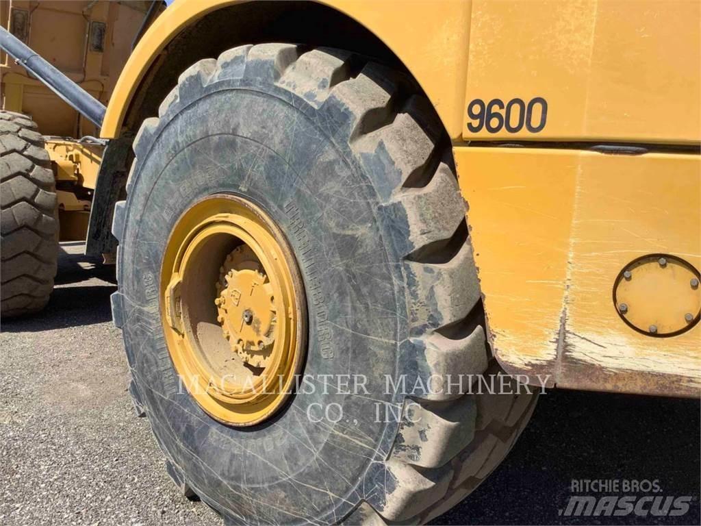 CAT 740GC Dumpers articolati