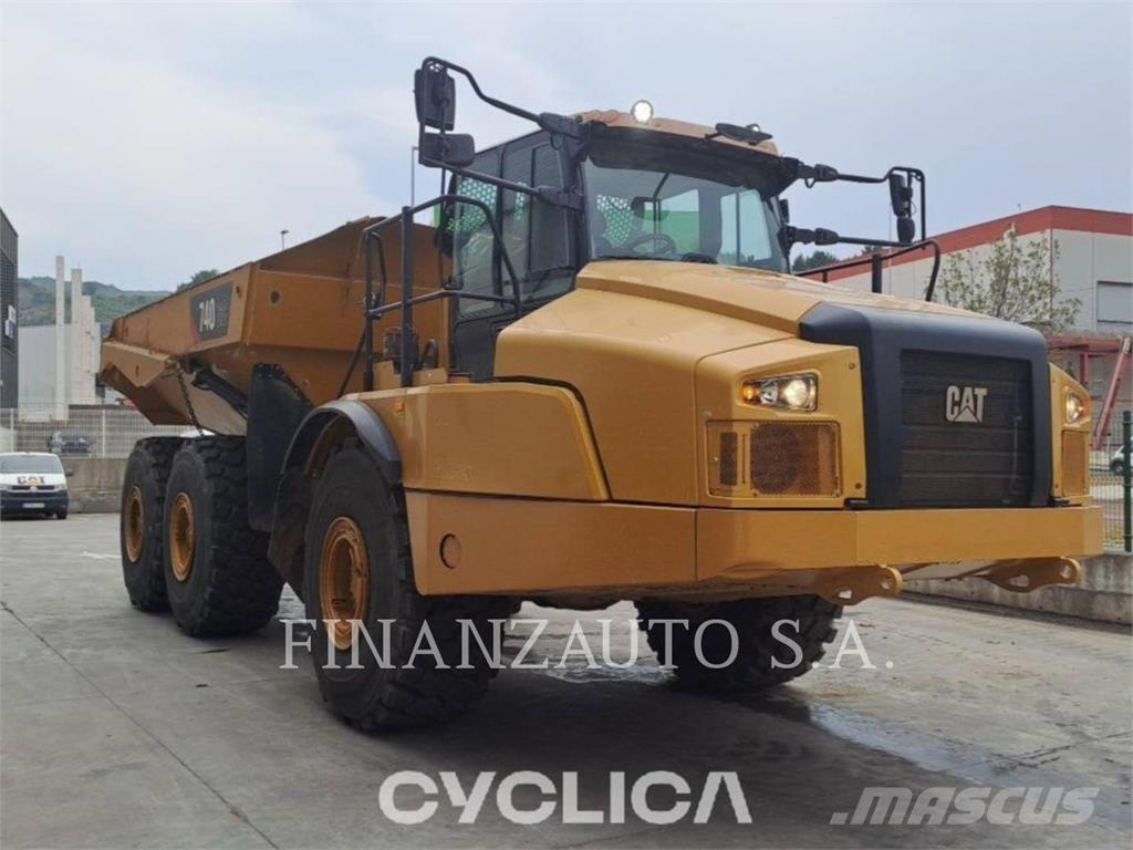 CAT 740GC Dumpers articolati