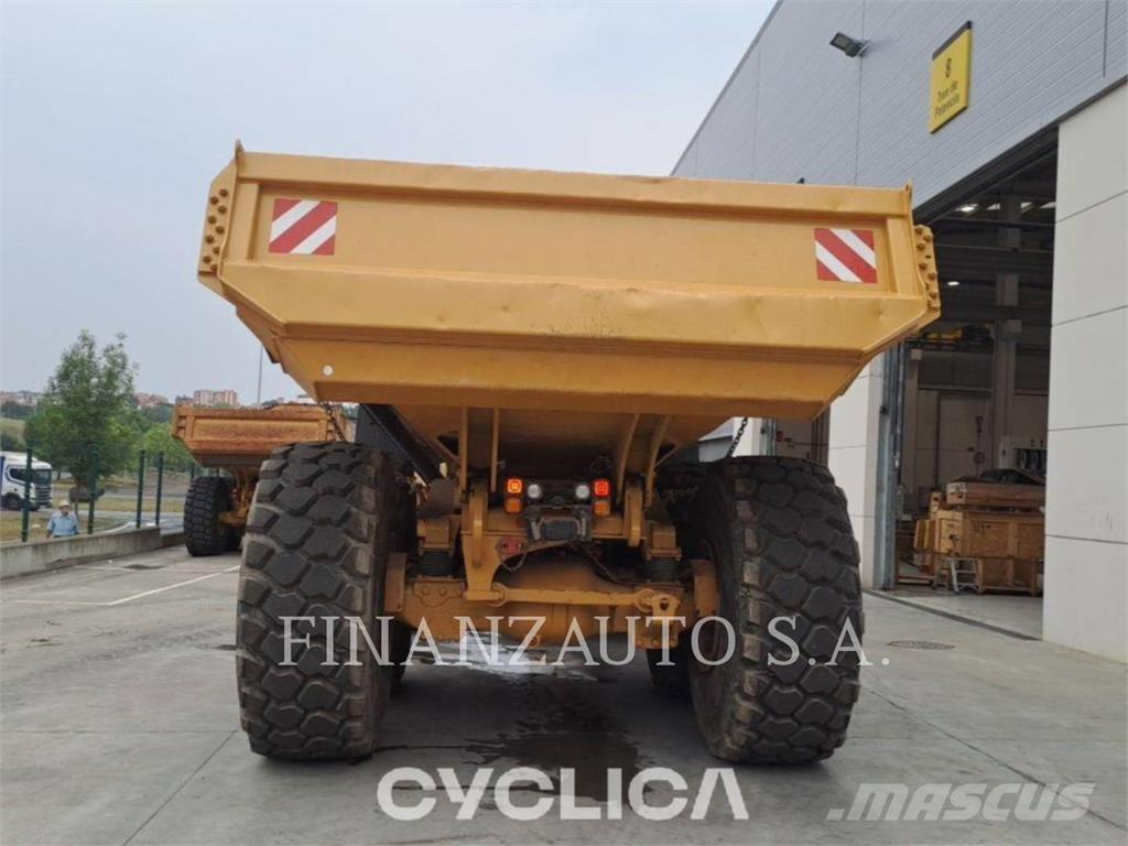CAT 740GC Dumpers articolati