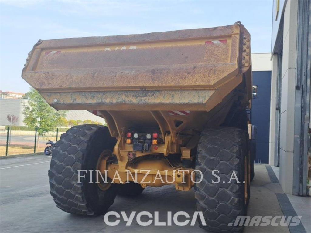 CAT 740GC Dumpers articolati