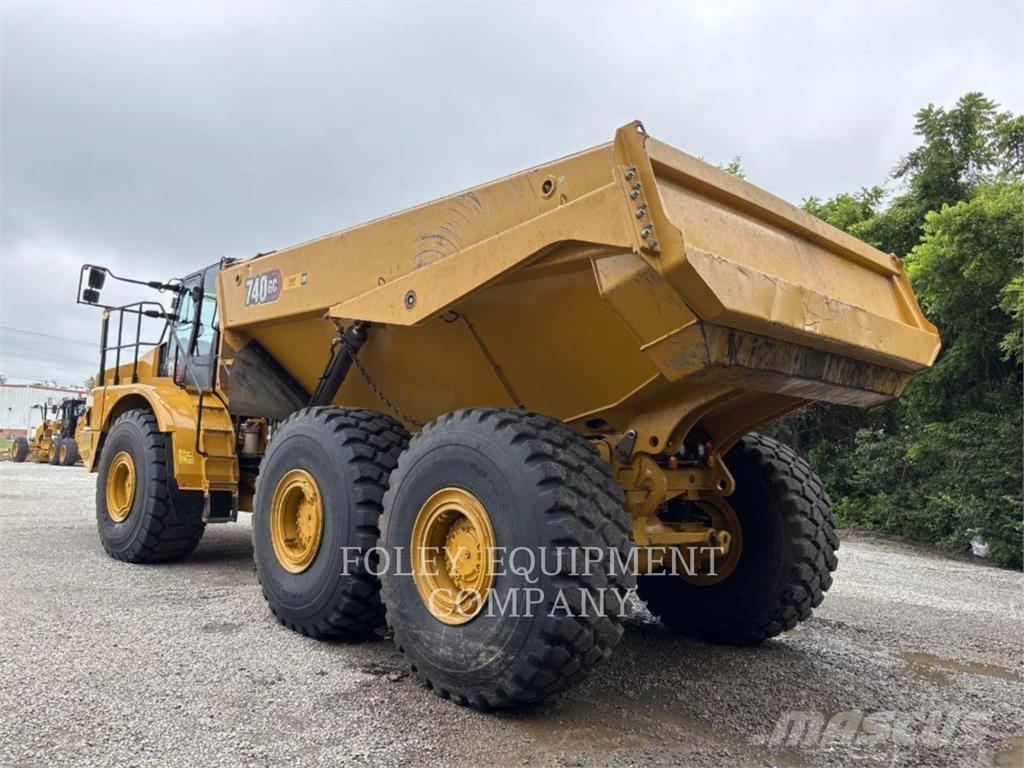 CAT 740GC-04 Dumpers articolati