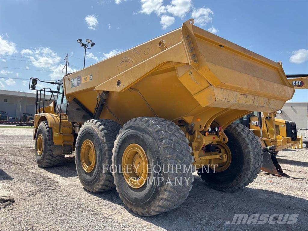 CAT 740GC-04 Dumpers articolati