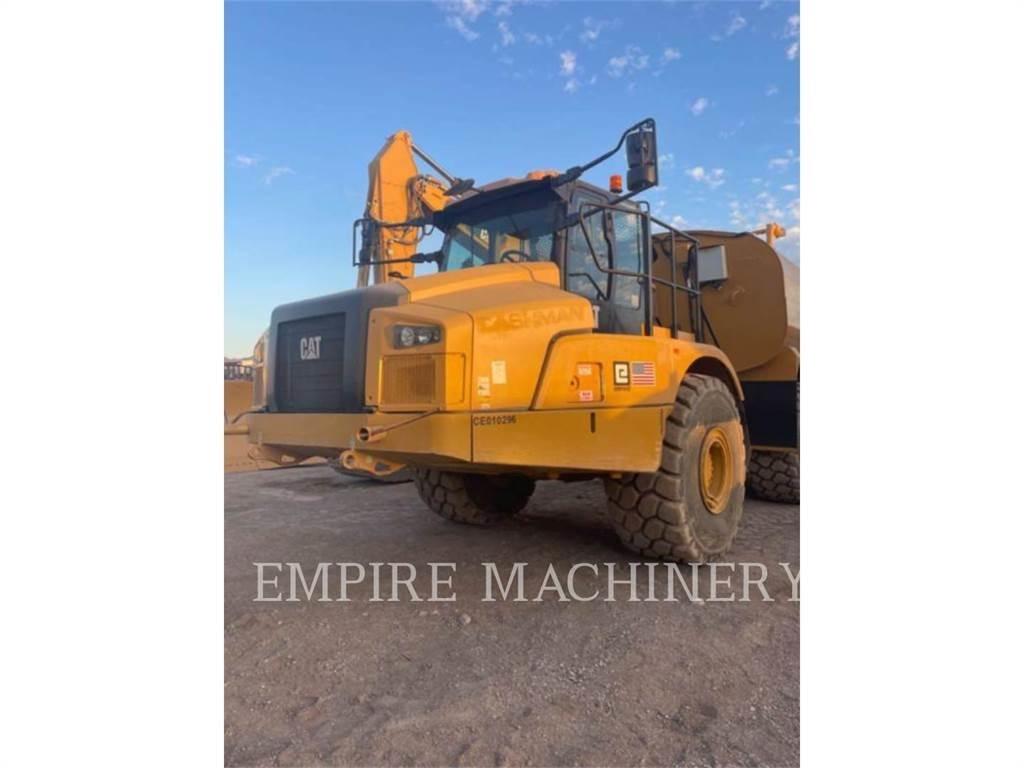 CAT 740GC WT Autocisterne
