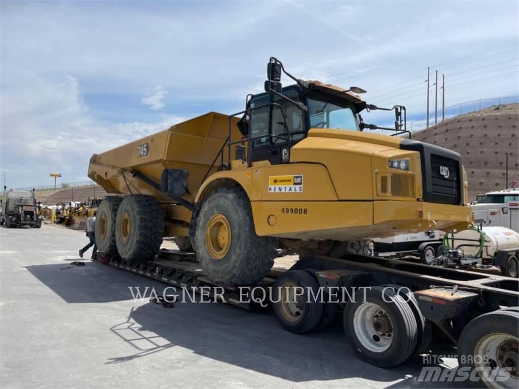 CAT 745 Dumpers articolati