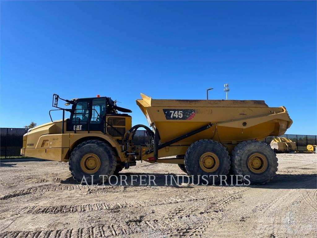 CAT 745 Dumpers articolati