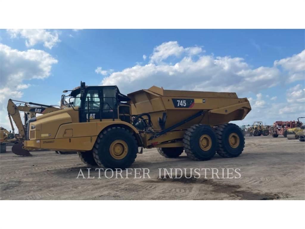 CAT 745 Dumpers articolati