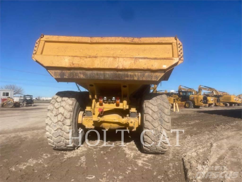 CAT 745 Dumpers articolati