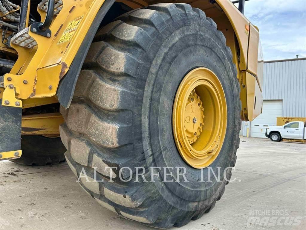 CAT 745 Dumpers articolati