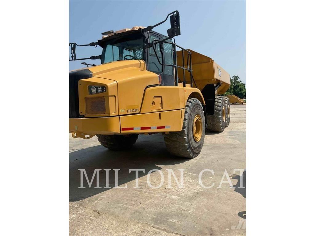 CAT 745 Dumpers articolati