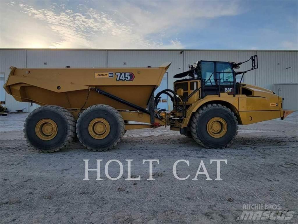 CAT 745 Dumpers articolati