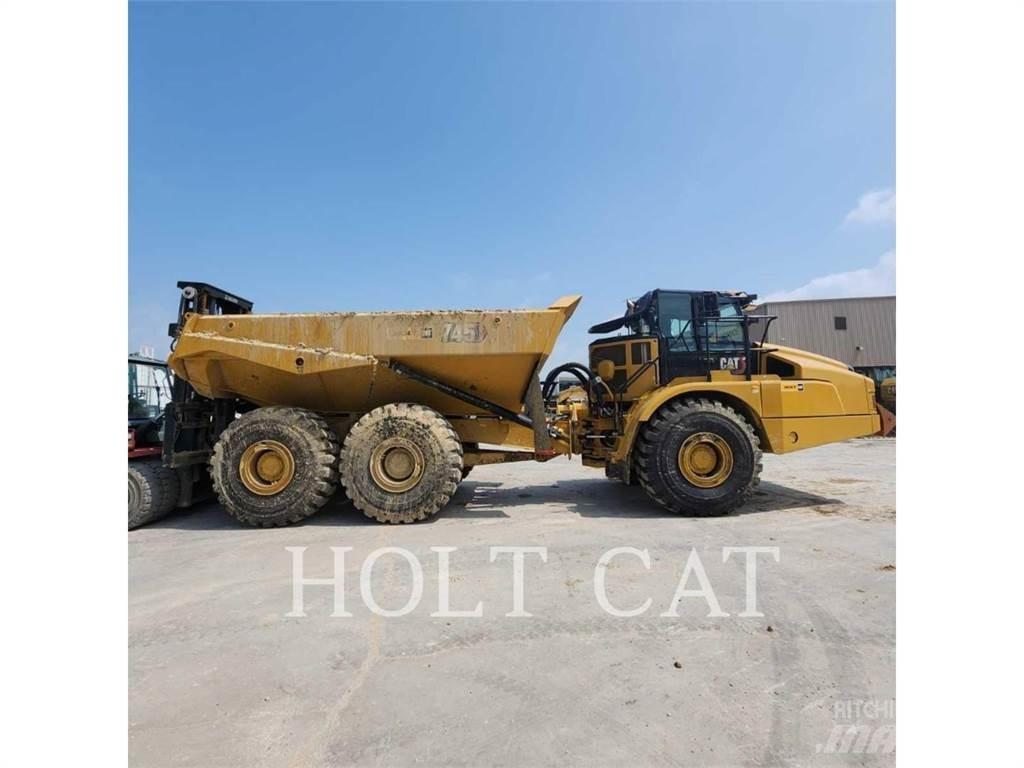 CAT 745 Dumpers articolati
