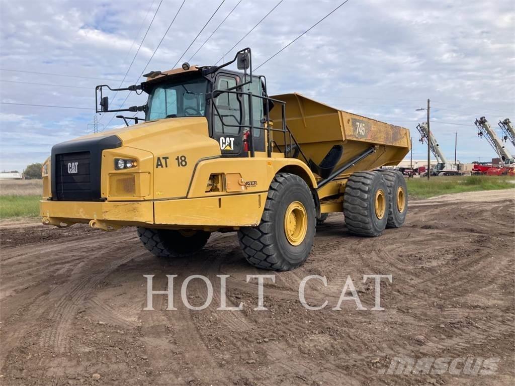CAT 745 Dumpers articolati